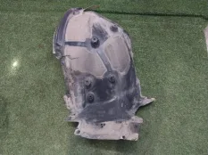 подкрылок BMW 5 G30 LCI