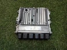 Блок управления двигателем BMW 5 G30 LCI