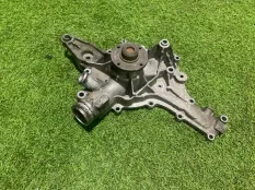 помпа водяная Mercedes-Benz CLK 500