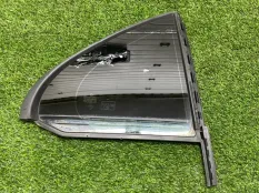 форточка двери Mercedes-Benz E class