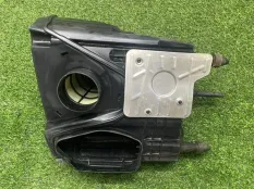 корпус воздушного фильтра Audi Q5