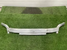 усилитель бампера Audi Q5