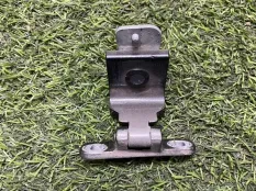 петля багажника Audi Q5