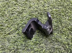 петля багажника Audi Q5