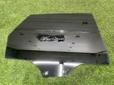 Стекло двери Audi Q5