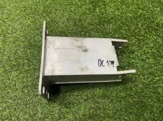 кронштейн усилителя Audi Q5