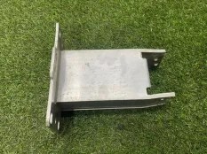 кронштейн усилителя Audi Q5