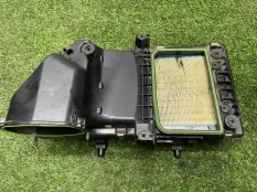 корпус воздушного фильтра Mercedes-Benz E class