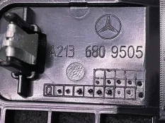 накладка торпедо Mercedes-Benz E class