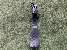 педаль газа Porsche Cayenne