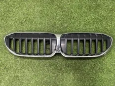 решетка радиатора BMW 3