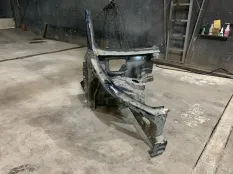 лонжерон Porsche Cayenne