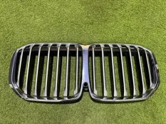 решетка радиатора BMW X7