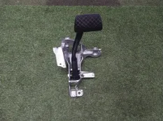 педаль тормоза Porsche Cayenne