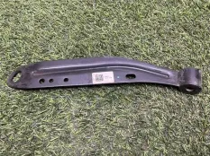 кронштейн двигателя BMW X7