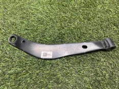 кронштейн двигателя BMW X7