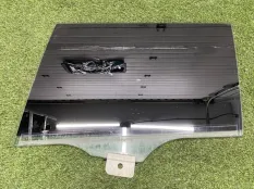 Стекло двери BMW X7