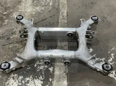 Подрамник BMW X7