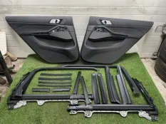 Солнцезащитные шторки BMW X7