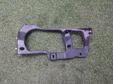 Кронштейн фары Volkswagen Touareg