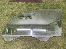 Стекло двери Volkswagen Touareg