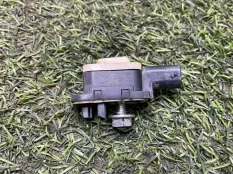 Датчик удара Volkswagen Touareg