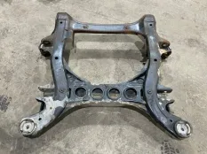 Подрамник Volkswagen Touareg