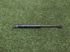 амортизатор капота BMW 3-Series