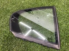 Форточка BMW 3-Series