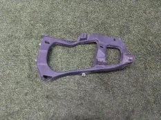 Кронштейн фары Volkswagen Touareg