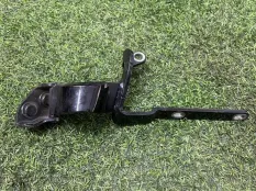 Петля крышки багажника Audi A7