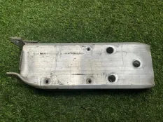 Кронштейн усилителя бампера BMW 3-Series