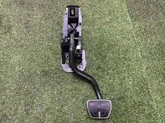 педаль тормоза BMW X3