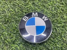Эмблема крышки ДВС BMW 3-Series