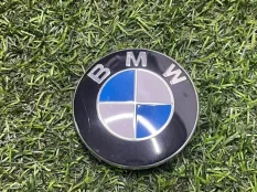 Эмблема крышки ДВС BMW X3