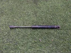 амортизатор капота BMW 3-Series