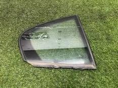 форточка двери BMW 3-Series