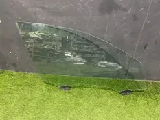 Стекло двери Audi RS6 Performance