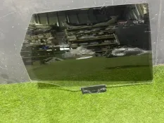 Стекло двери Audi RS6 Performance