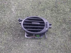 Дефлектор воздушный Rover 75