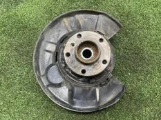 Кулак BMW 3-Series