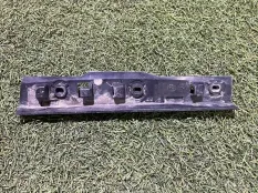 направляющая бампера Audi A7