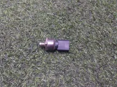 датчик давления топлива Porsche Cayenne