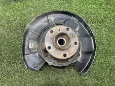 Кулак BMW 3-Series