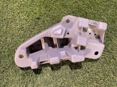 Кронштейн фары Toyota Land Cruiser