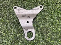 кронштейн двигателя Volkswagen Tiguan