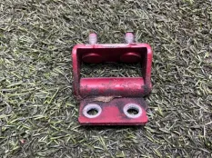 петля багажника Mitsubishi Outlander