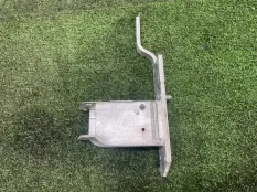 Кронштейн усилителя бампера BMW X5