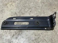 кронштейн радиатора BMW X5M