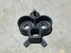 крепление бампера BMW X5M